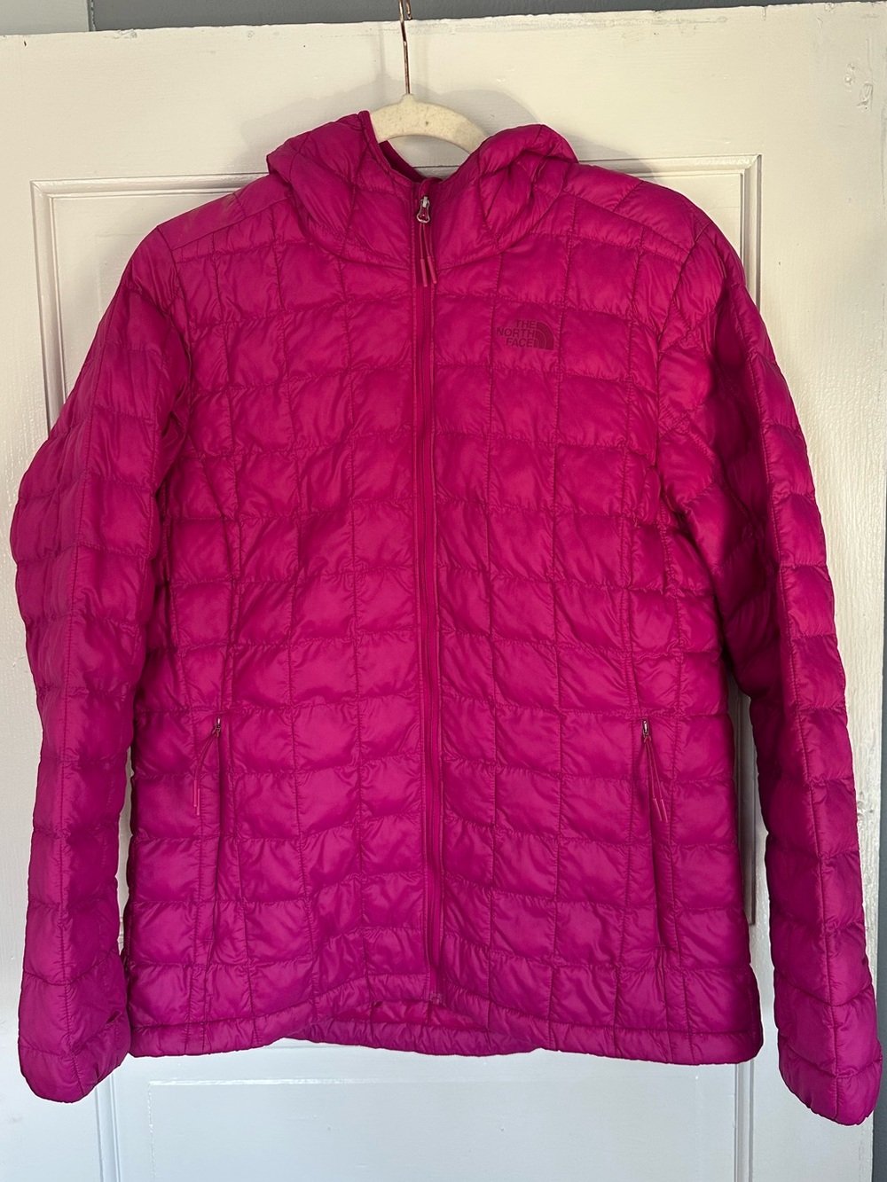 The North Face ThermoBall Eco Hooded Jacket Women's L Magenta Pink